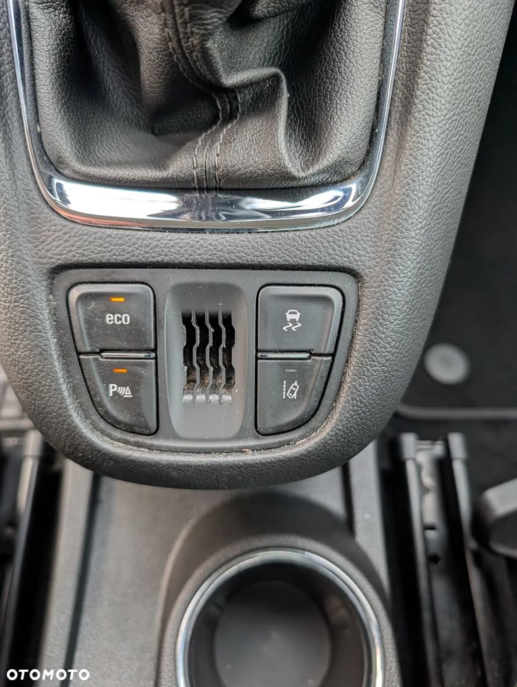 Opel Zafira Tourer 2.0 CDTI ecoFLEX Start/Stop Business Innovation - 24