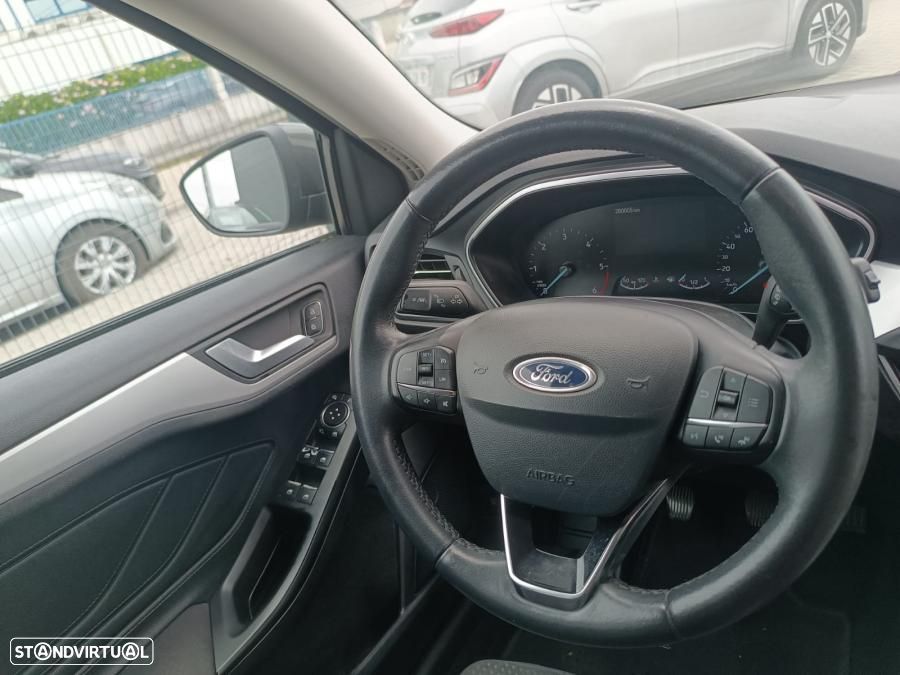 Ford Focus 1.5 TDCi EcoBlue Active - 5