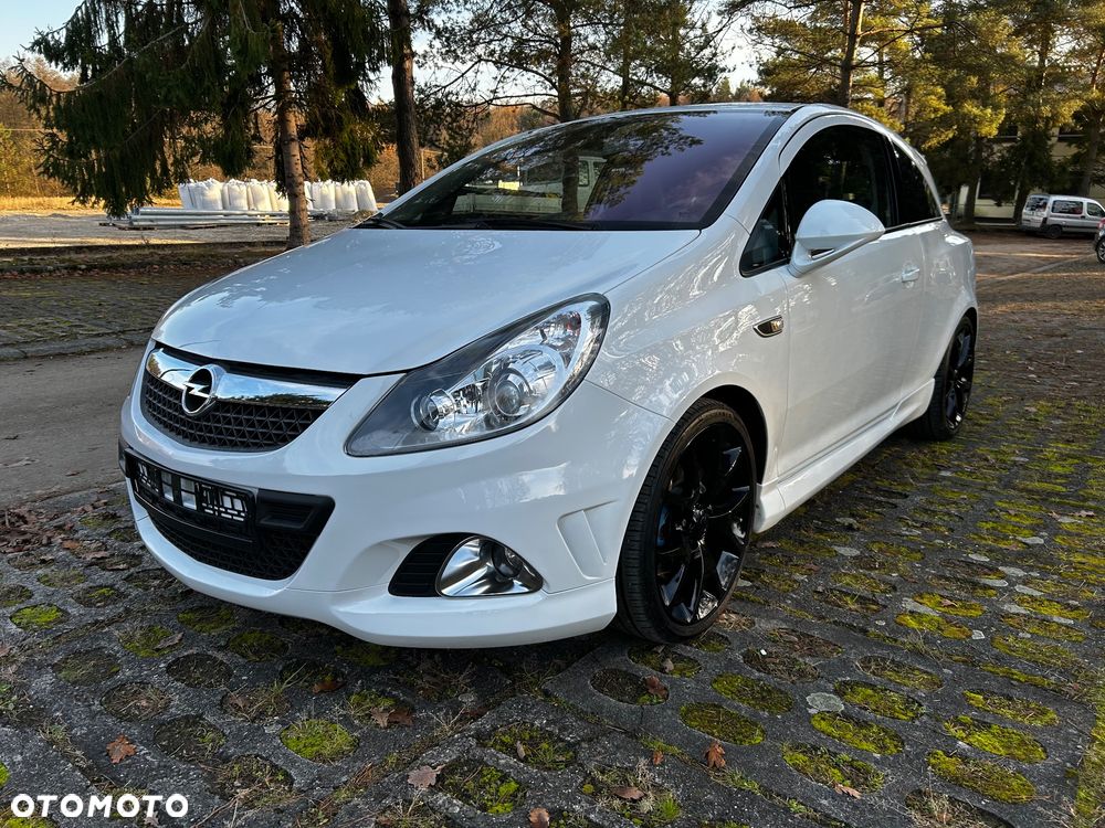 Opel Corsa 1.6 Turbo OPC - 3