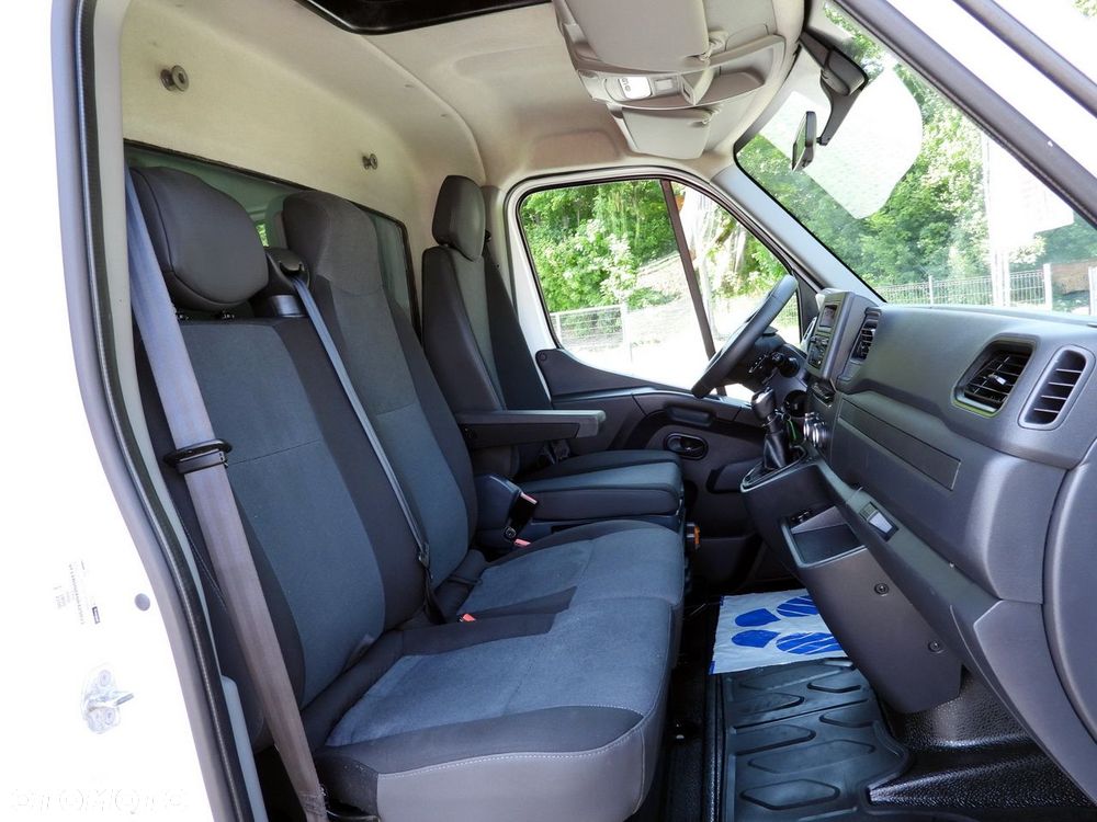 Renault MASTER  PLANDEKA WINDA 10 PALET WEBASTO TEMPOMAT LEDY PNEUMATYKA KLIMATYZACJA  165KM - 40