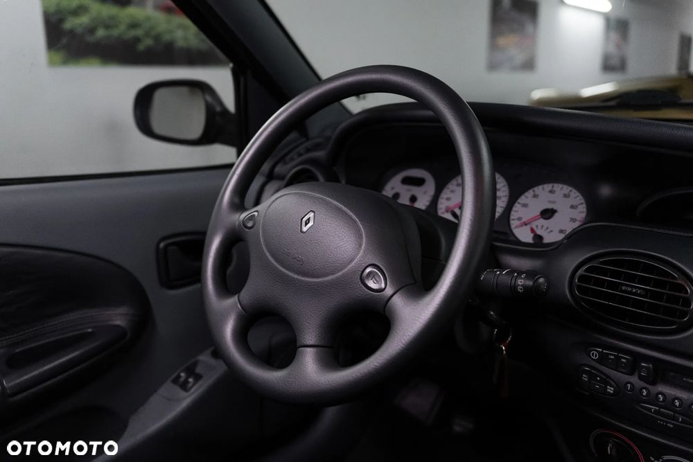 Renault Megane - 21