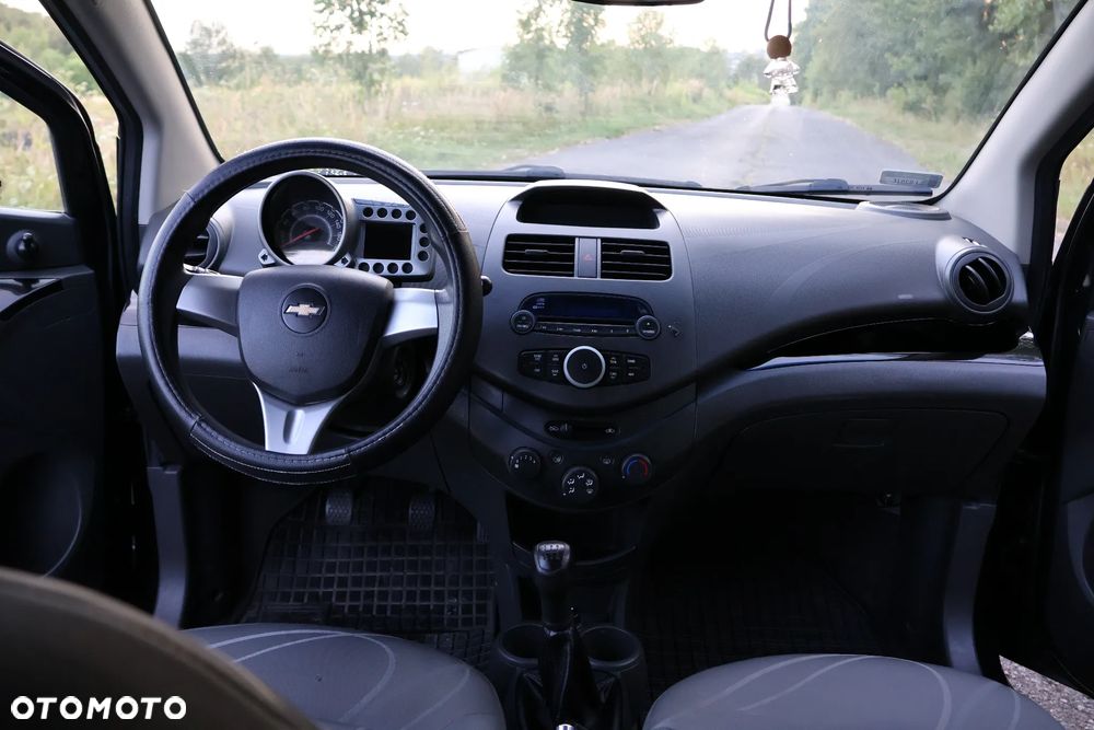 Chevrolet Spark - 12