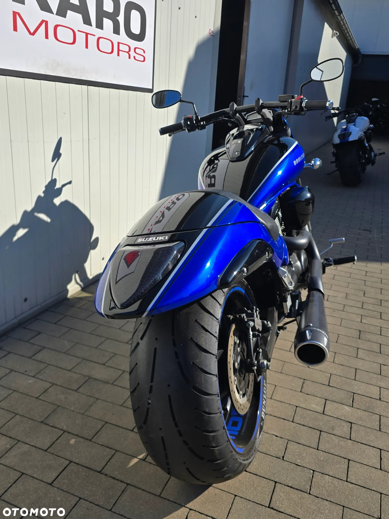 Suzuki Boulevard - 4