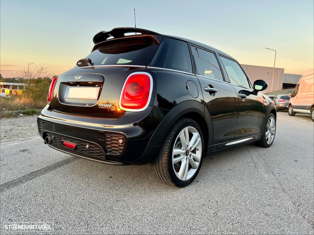 MINI 5 Portas Cooper D - 6