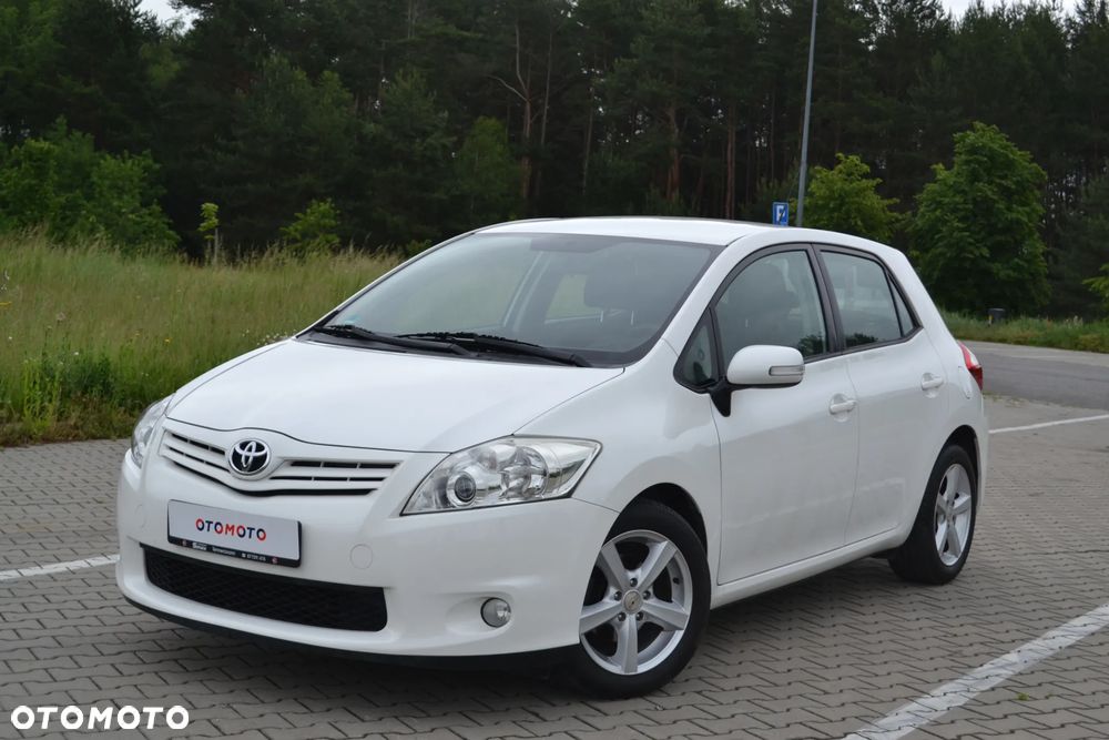 Toyota Auris 1.4 D-4D - 1