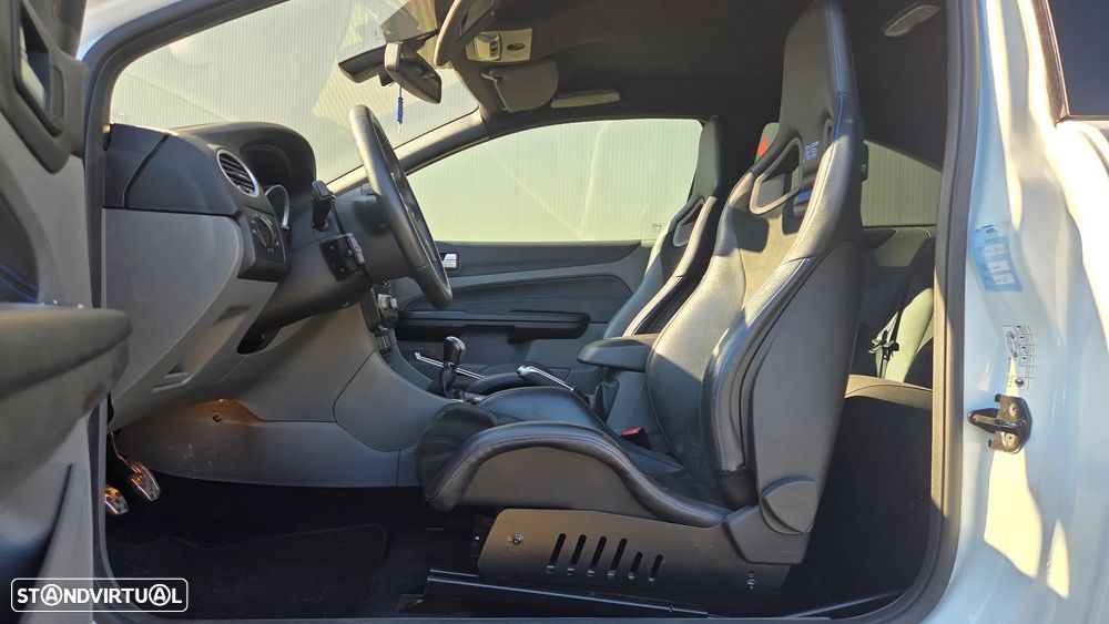 Ford Focus 2.5 RS - 26