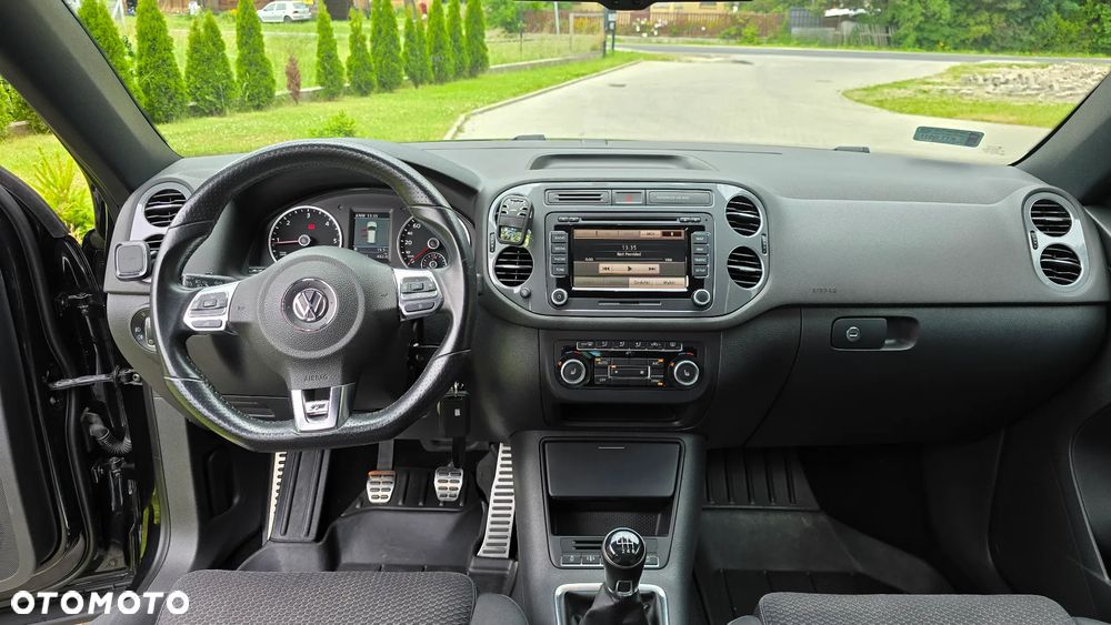Volkswagen Tiguan 2.0 TDI 4Mot Perfectline R-Style - 12