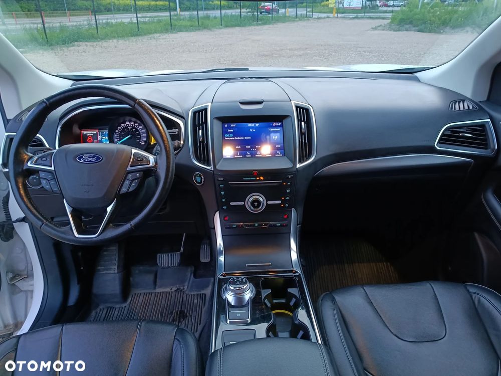 Ford Edge - 19