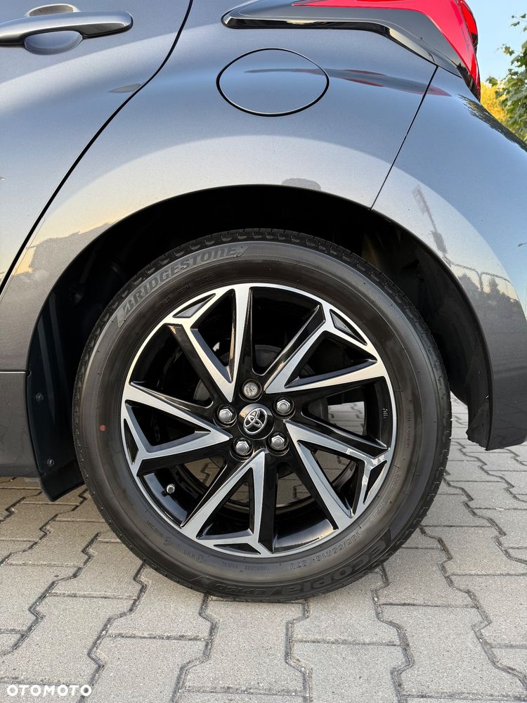 Toyota Yaris 1.5 Comfort - 6