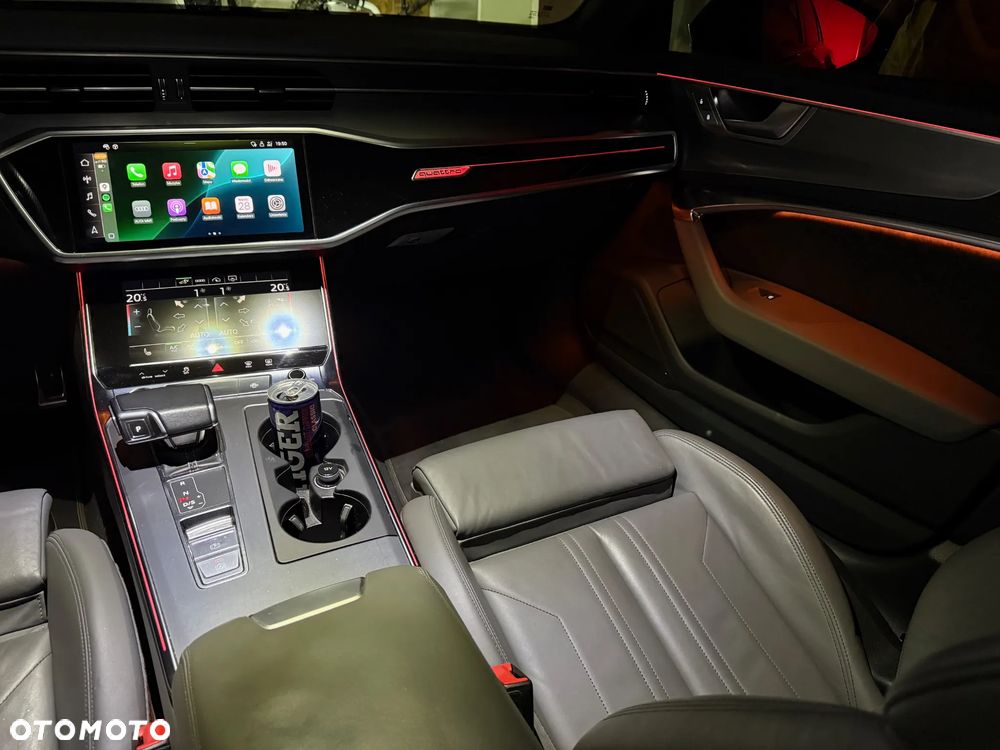 Audi A6 Avant 55 TFSI e quattro S tronic S line - 31