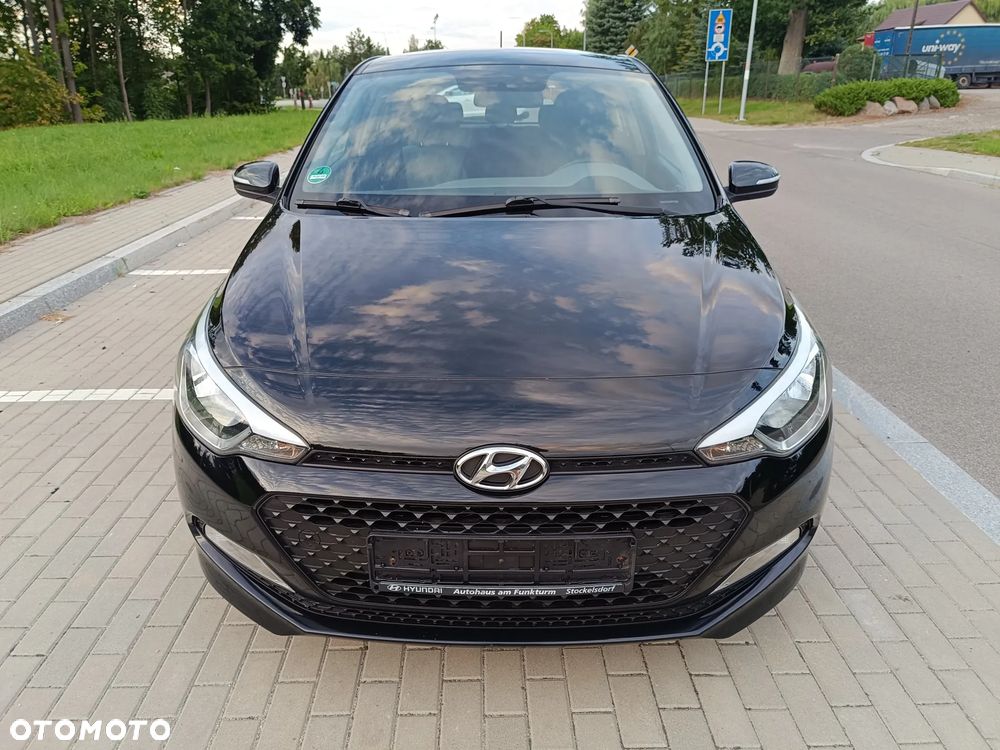 Hyundai i20 blue 1.2 Classic - 6