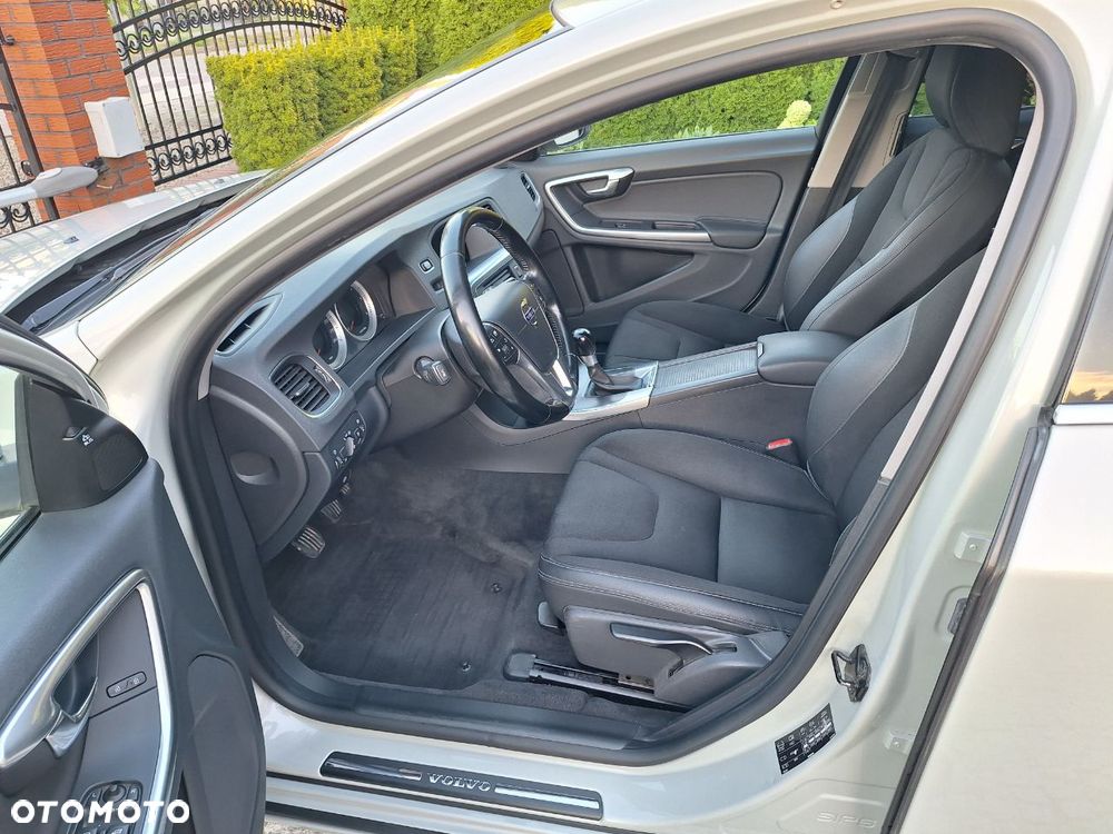 Volvo V60 D2 - 7