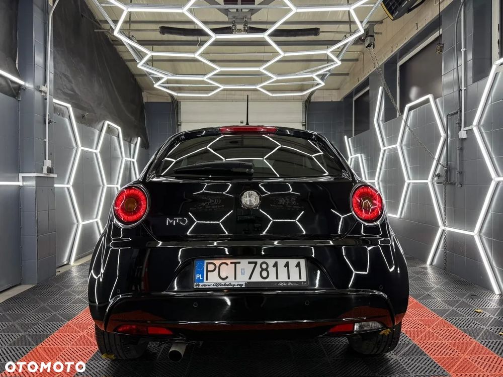 Alfa Romeo Mito 1.6 JTDM Turismo - 8