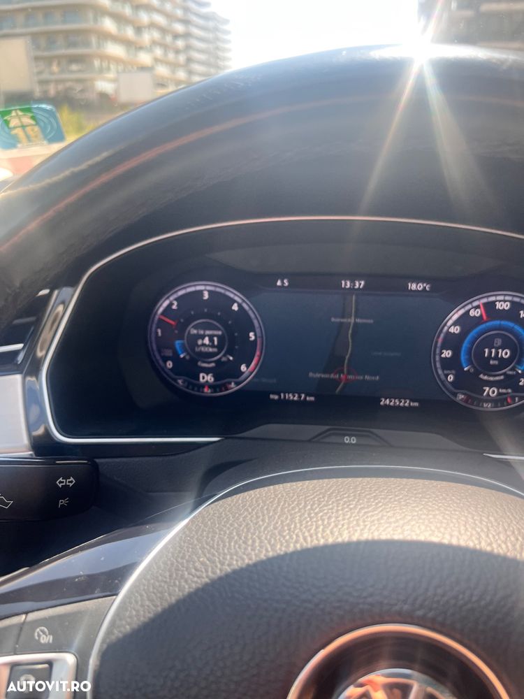 Volkswagen Passat - 16