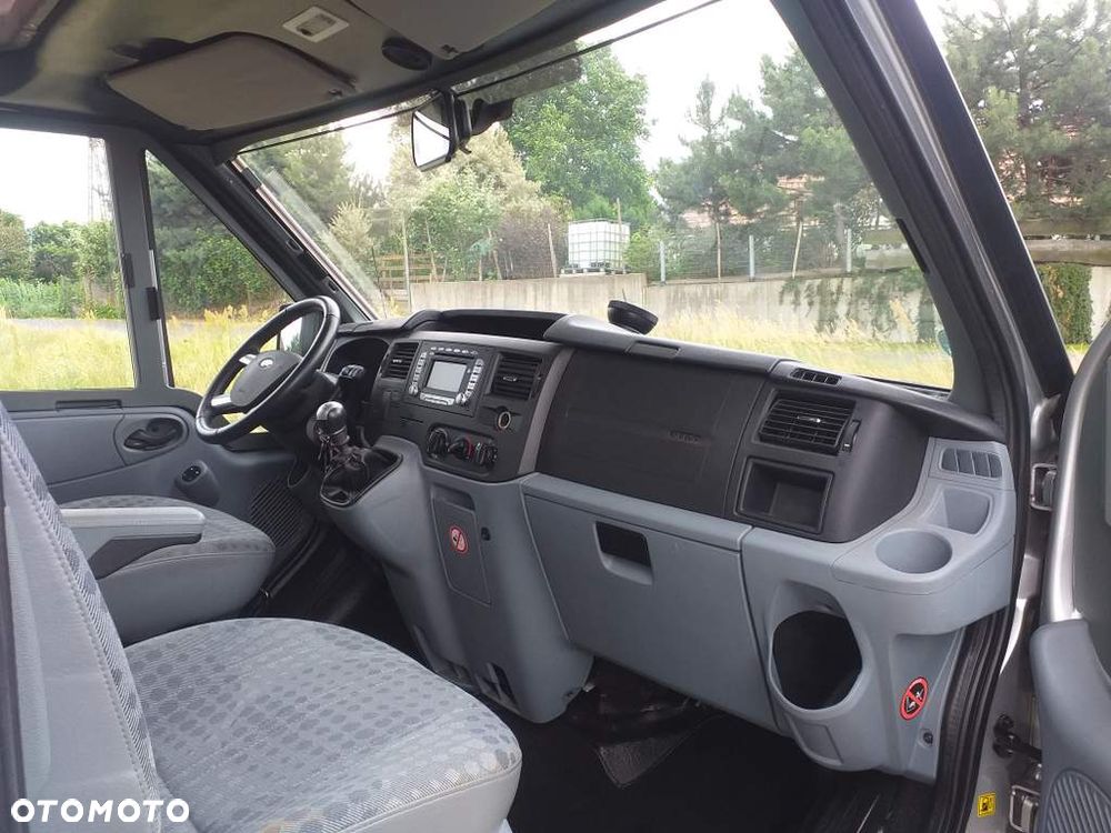 Ford CHAUSSON Flash 04 - 11