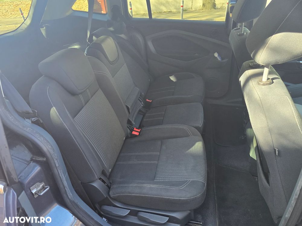 Ford Grand C-Max 1.6 EcoBoost Titanium - 8