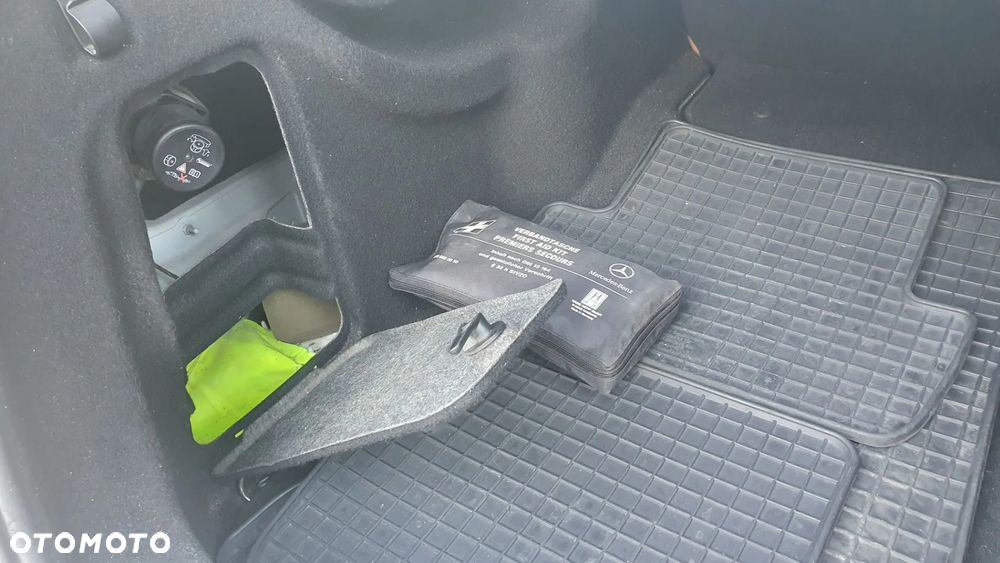 Mercedes-Benz Klasa C - 13