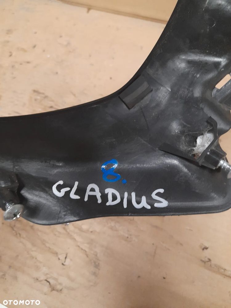 Osłona obudowa lampy Suzuki Gladius SFV 650 11r - 1