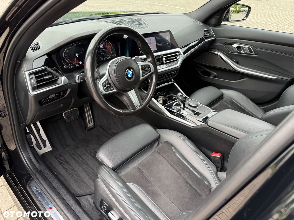 BMW Seria 3 320d xDrive MHEV M Sport sport - 15
