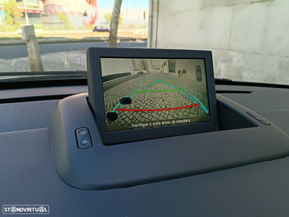 Peugeot 3008 1.6 HDi Allure - 18