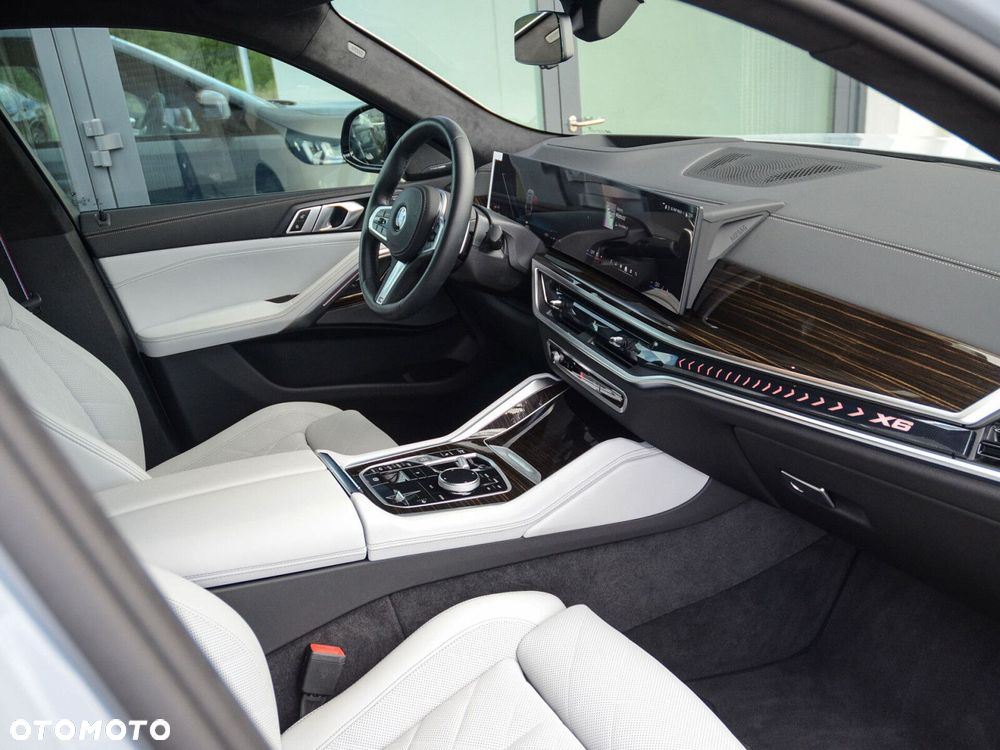 BMW X6 - 35
