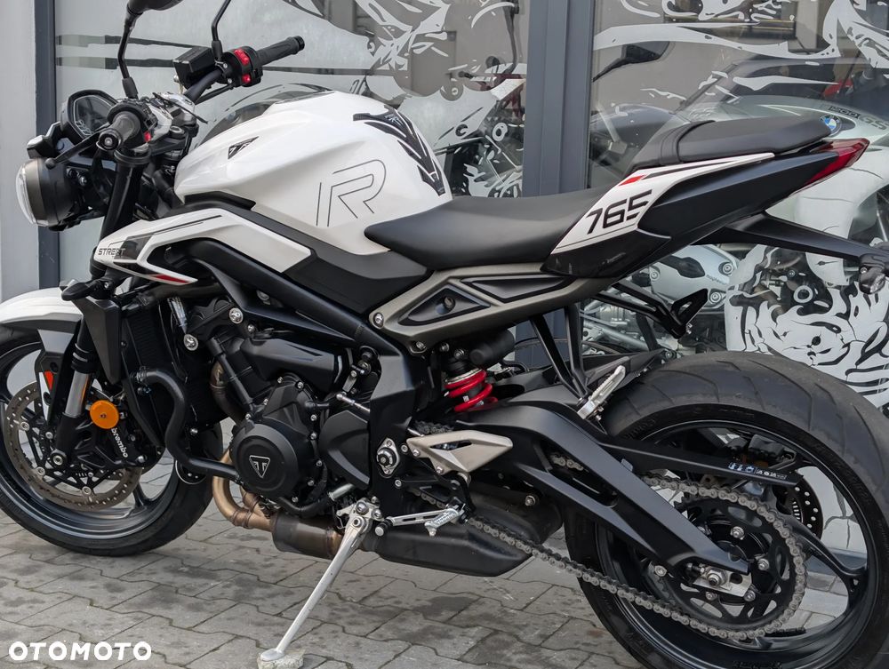 Triumph Street Triple - 6
