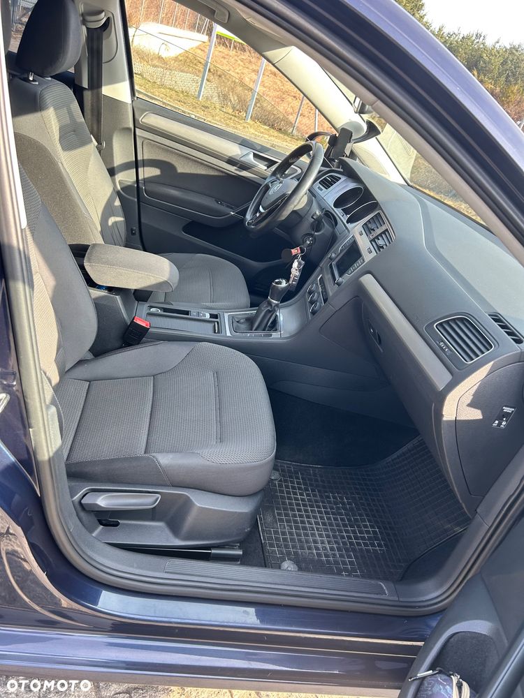 Volkswagen Golf 1.6 TDI BMT Comfortline - 15