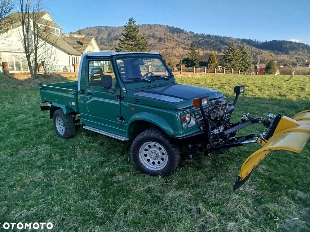 Suzuki Samurai - 2