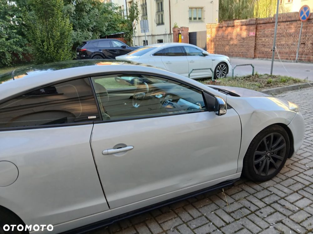 Renault Laguna 3.0 dCi V6 Initiale - 6