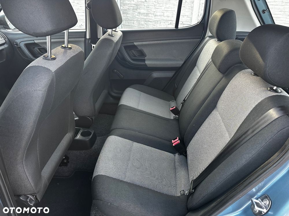 Skoda Fabia - 12