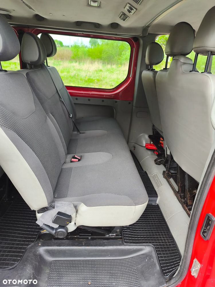 Opel Vivaro L2H1 2.9t - 15