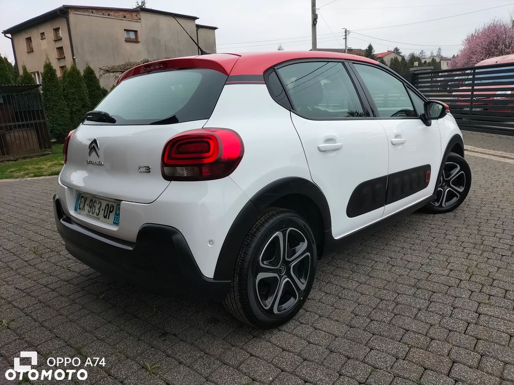 Citroën C3 Pure Tech 82 SHINE - 4