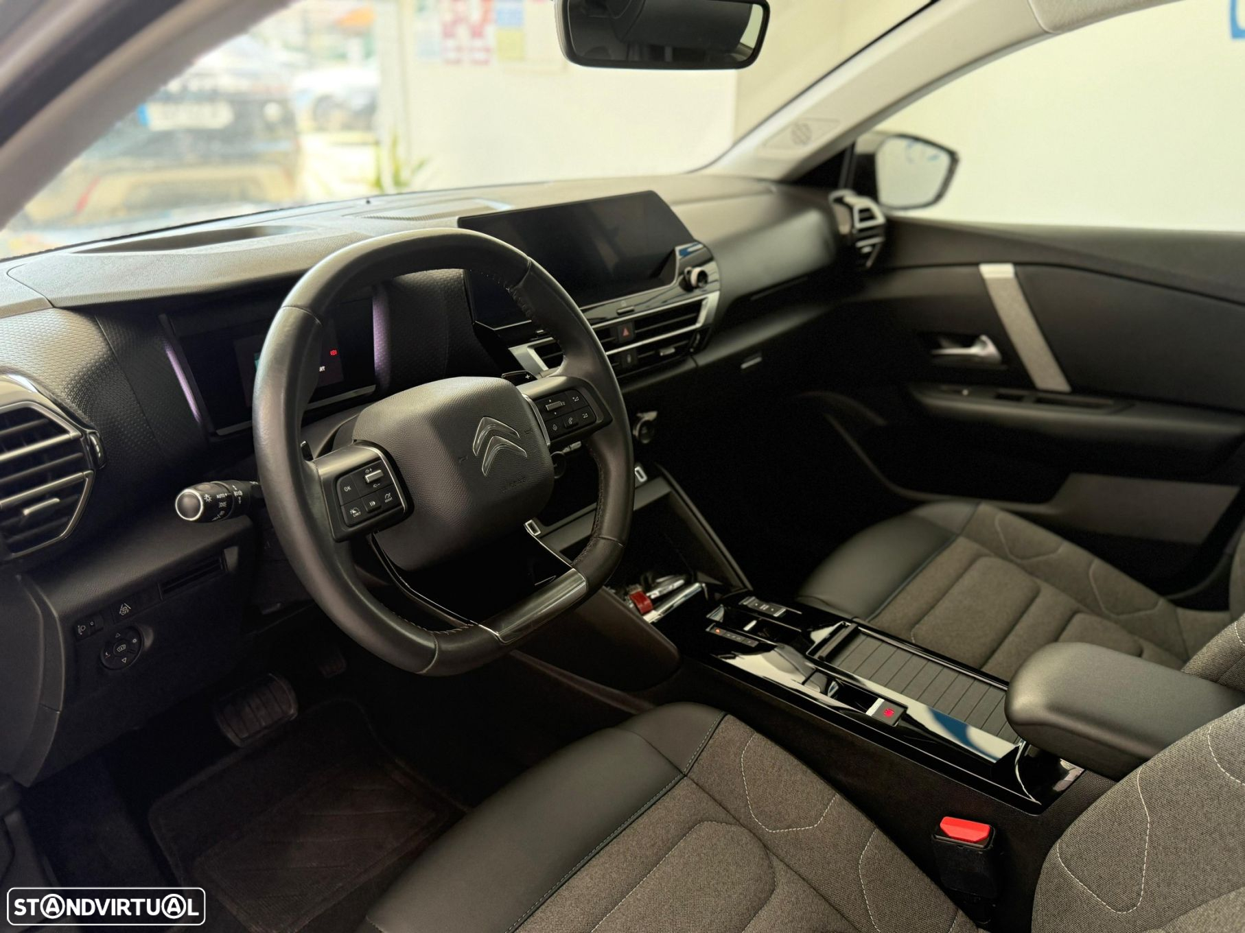 Citroën C4 1.5 BlueHDi Feel EAT8 - 6