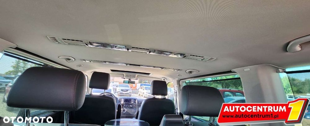 Volkswagen Multivan - 22
