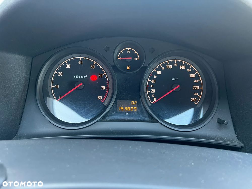 Opel Astra 1.6 - 9