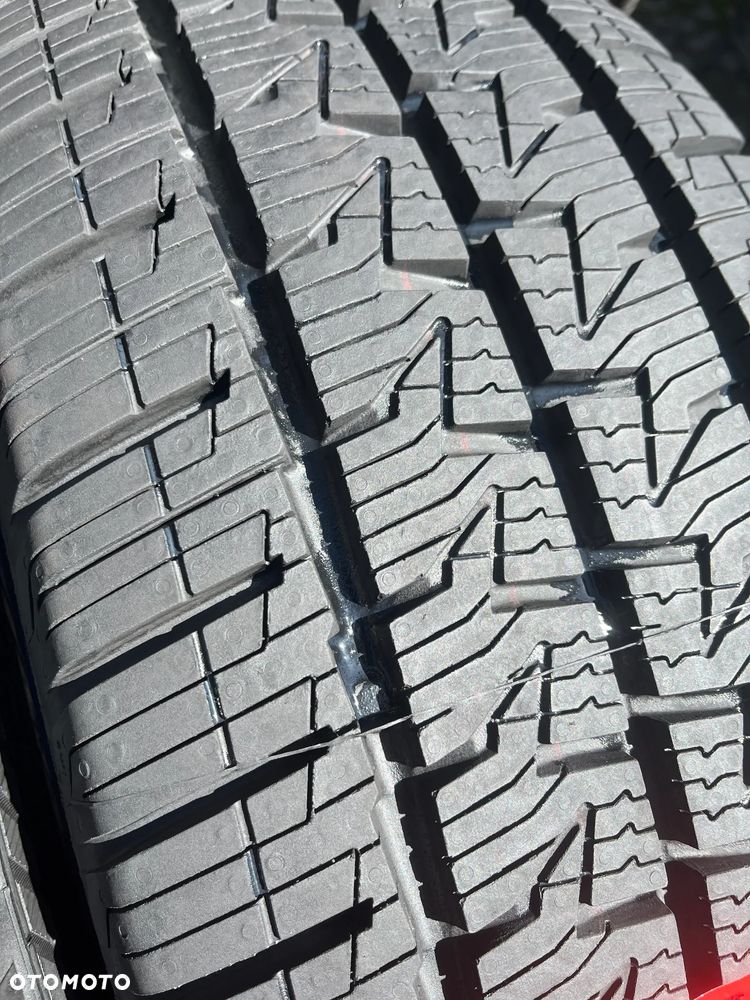 Continental 235 65 16C VanContact 4Season 2szt. - 3