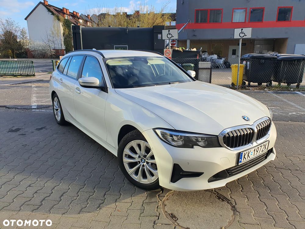 BMW Seria 3 318d - 1