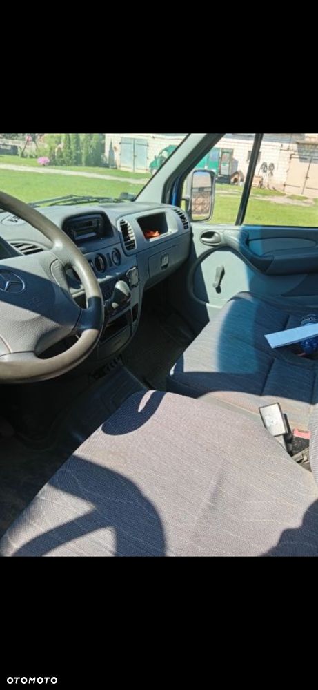 Mercedes-Benz Sprinter - 5