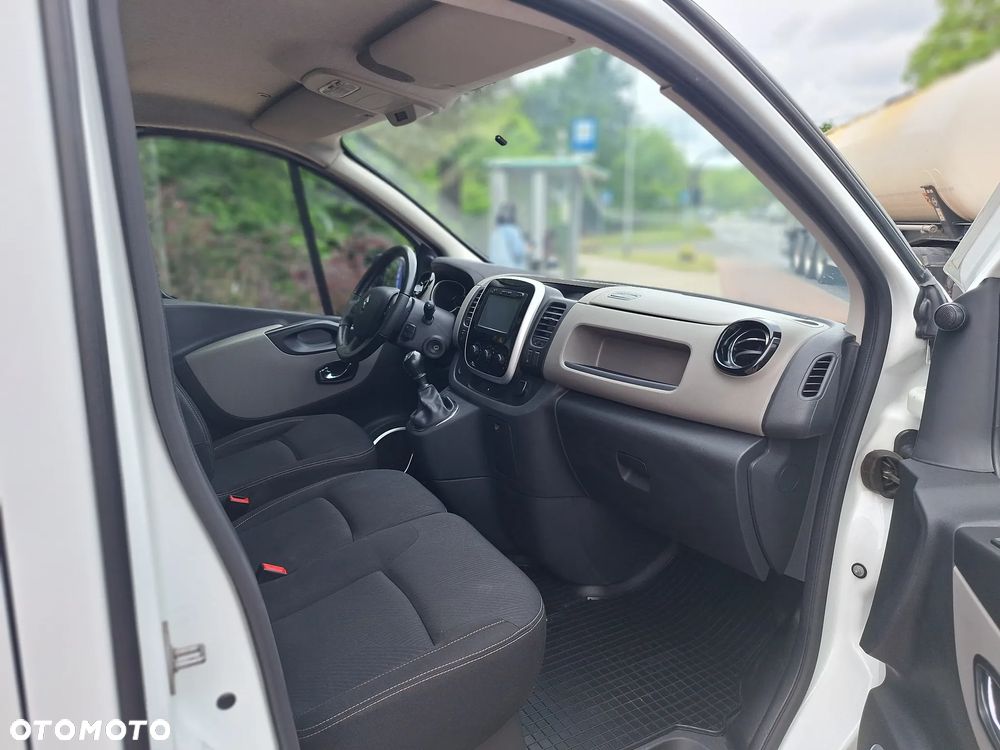 Renault Trafic - 17