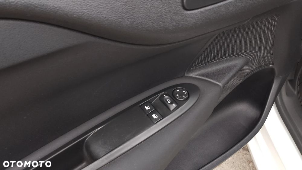 Citroën C4 HDi 90 Selection - 22