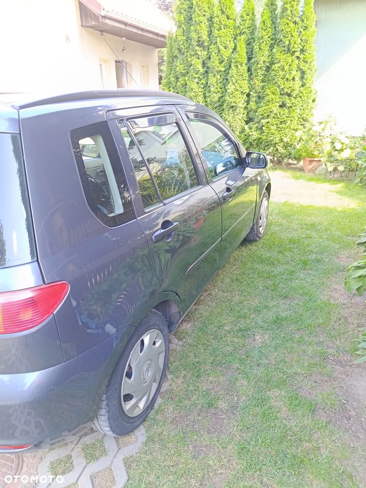 Mazda 2 - 15