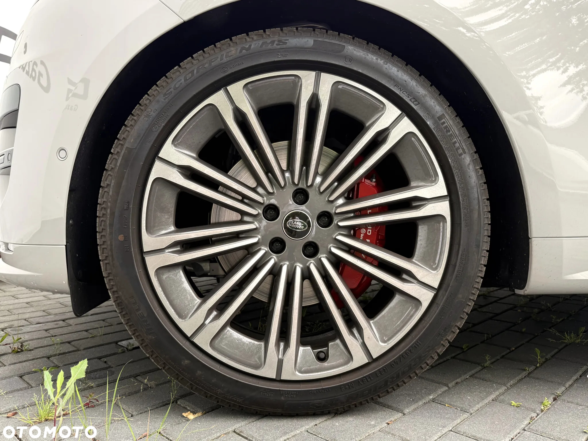 Land Rover Range Rover Sport D350 Autobiography - 18