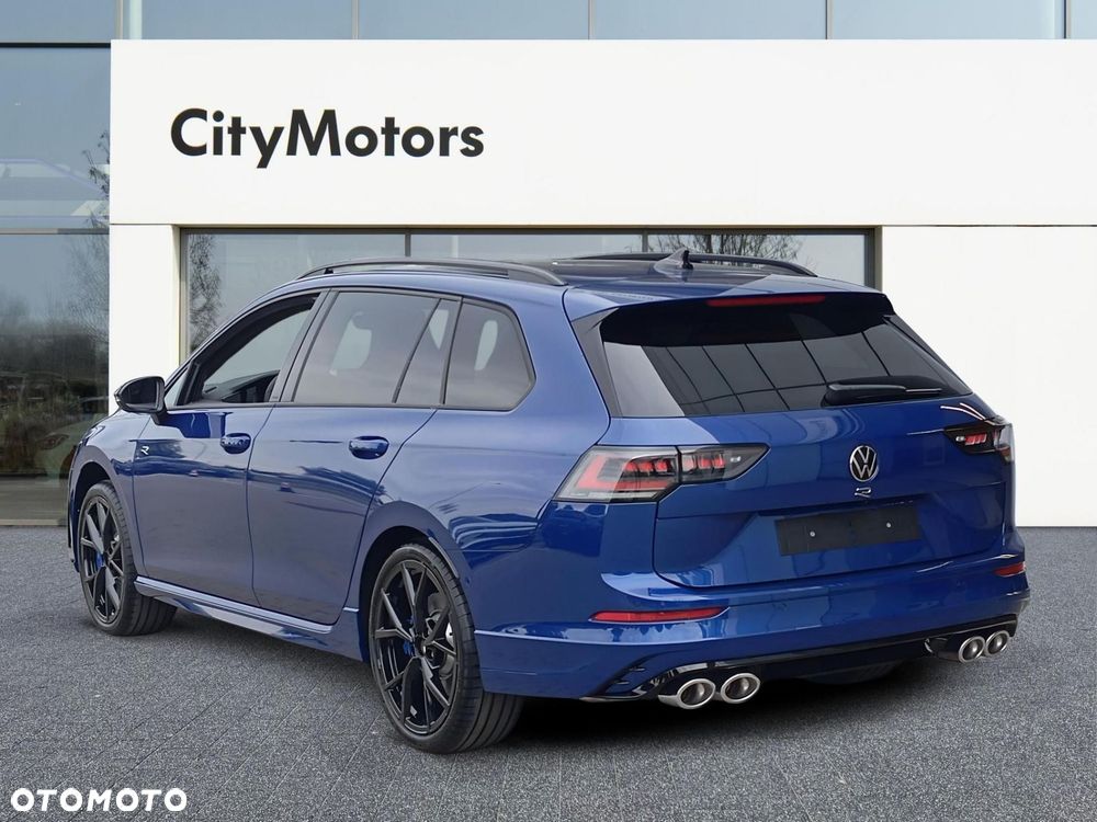 Volkswagen Golf - 5