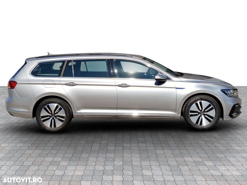 Volkswagen Passat 1.4 TSI DSG GTE - 9