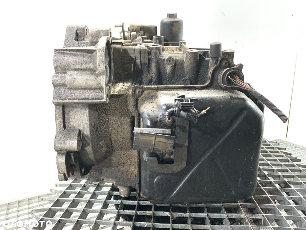 SKRZYNIA BIEGÓW  VW PASSAT B7 (362) 2010 - 2015 2.0 TDI 103 kW [140 KM] olej napędowy 2010 - 2014 - 2