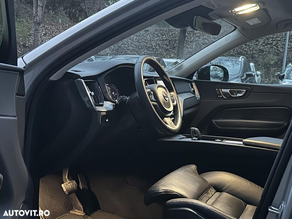 Volvo XC 60 B4 D Ultimate Dark - 8