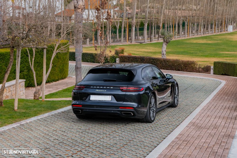 Porsche Panamera Sport Turismo 4 E-Hybrid - 20