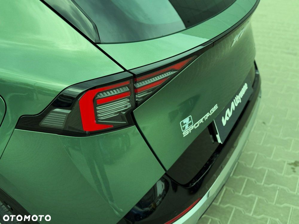 Kia Sportage 1.6 T-GDI HEV Business Line 2WD - 41