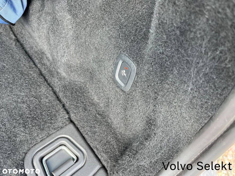 Volvo XC 60 - 32