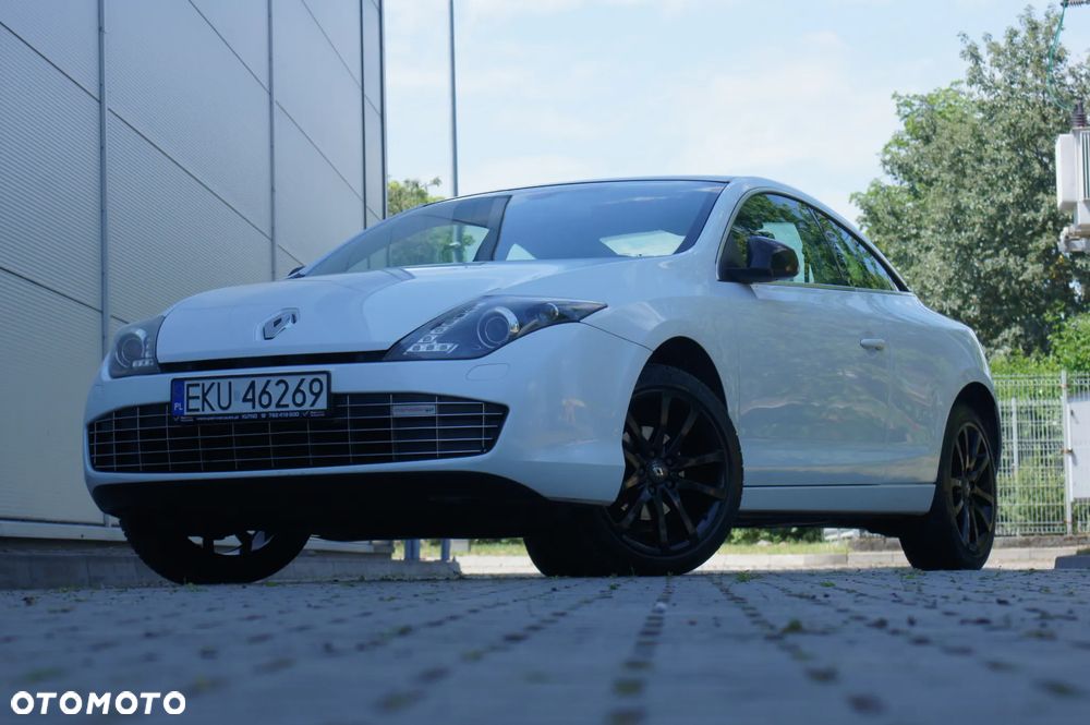 Renault Laguna dCi 110 FAP Bose Edition - 8